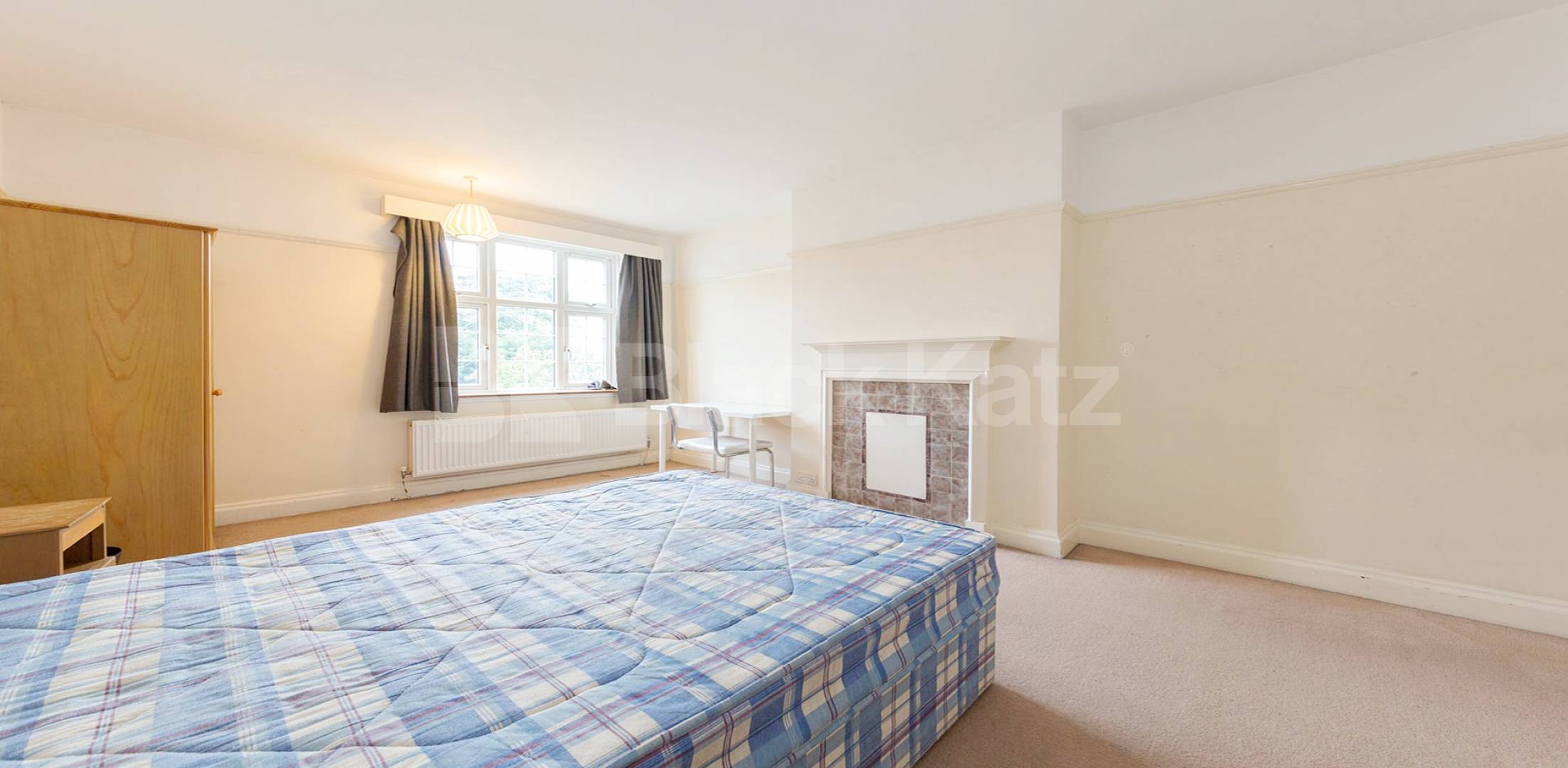 Wonderful Three Double Bedroom Apartment Leighton Gardens, Kensal Rise